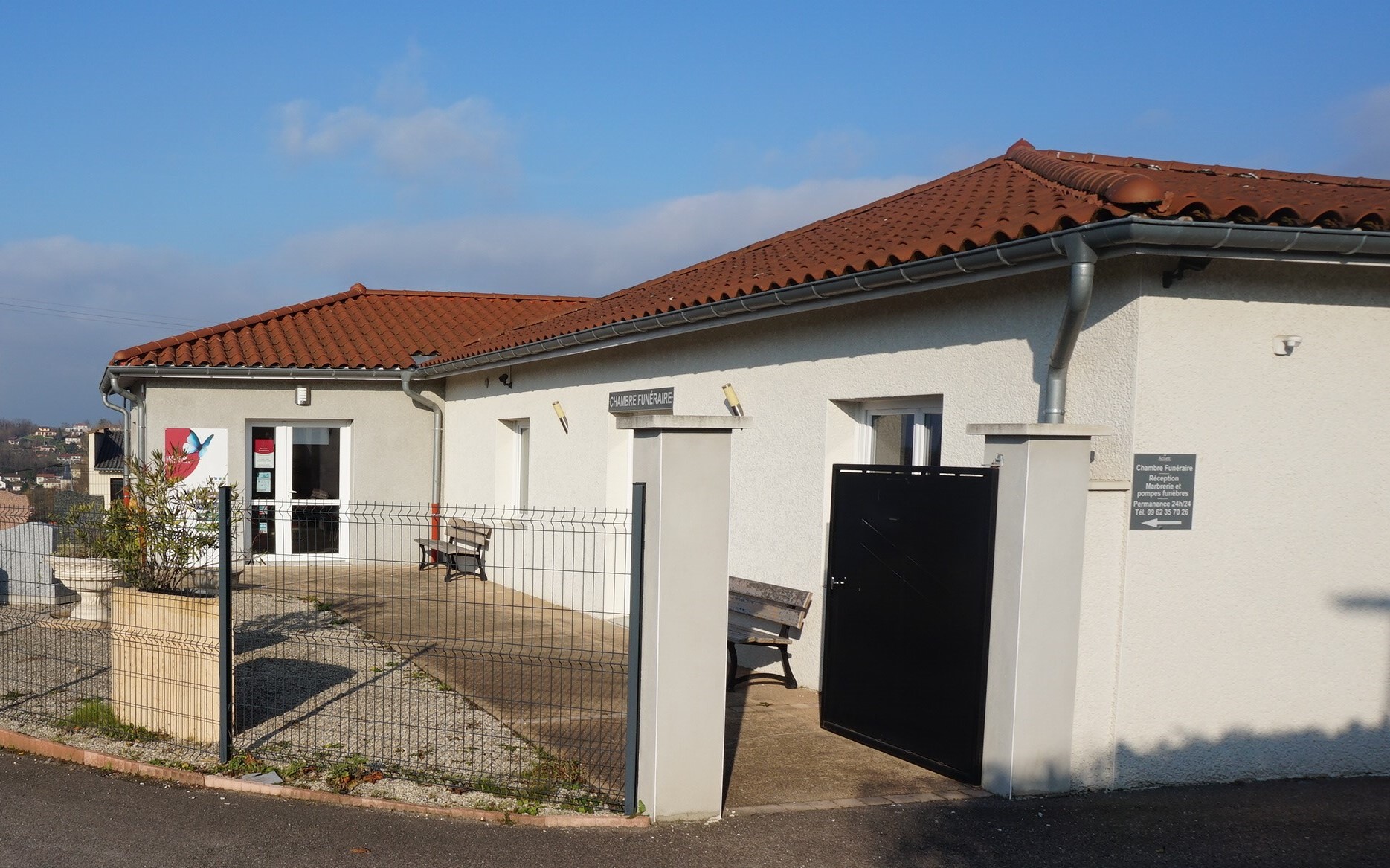 Photo de Pompes Funèbres Marbrerie Sanchez - Le Choix Funéraire Frans